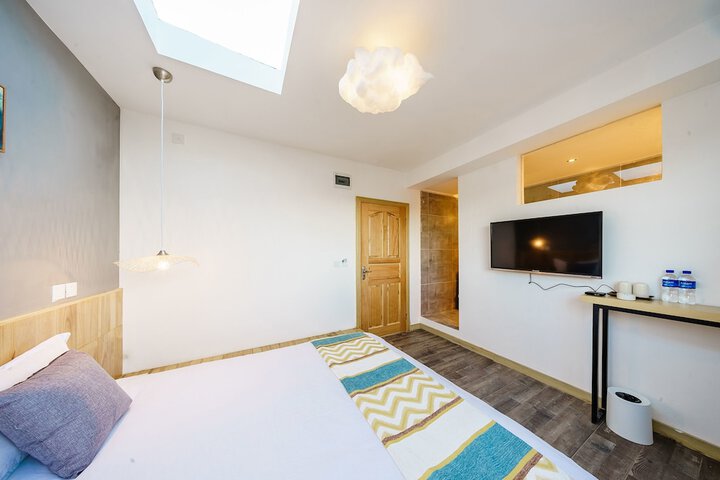 Room 16 of 31
