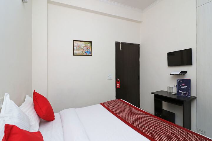 Room 10 of 22