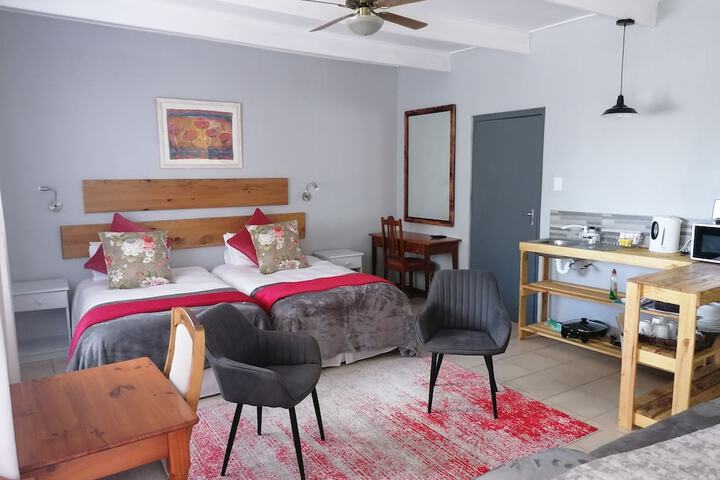 Room 17 of 32