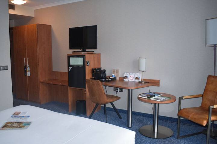 Room 35 of 50