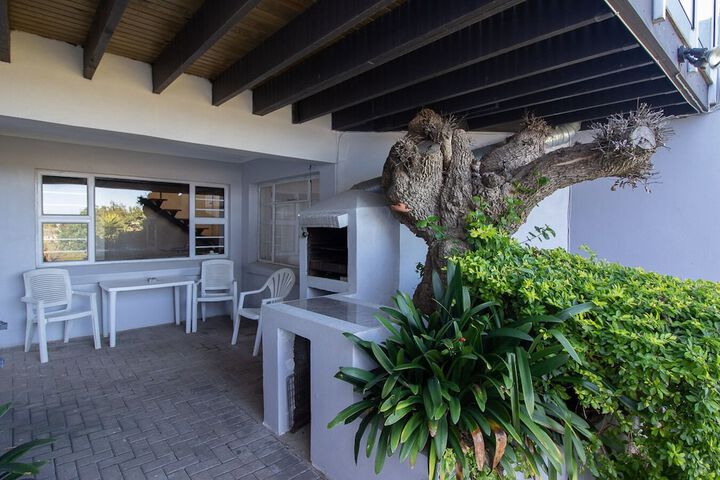Terrace/Patio 10 of 27
