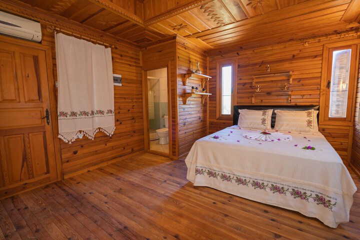 Room 20 of 139