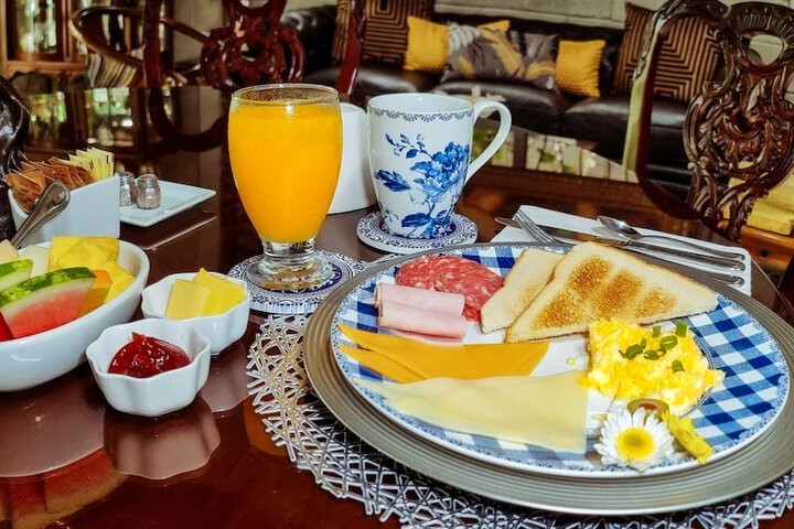Breakfast/Coffee Service 44 of 63