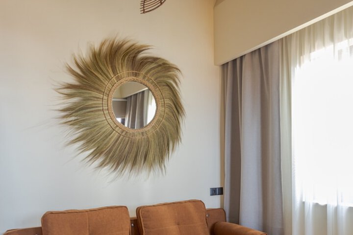 Room 19 of 48