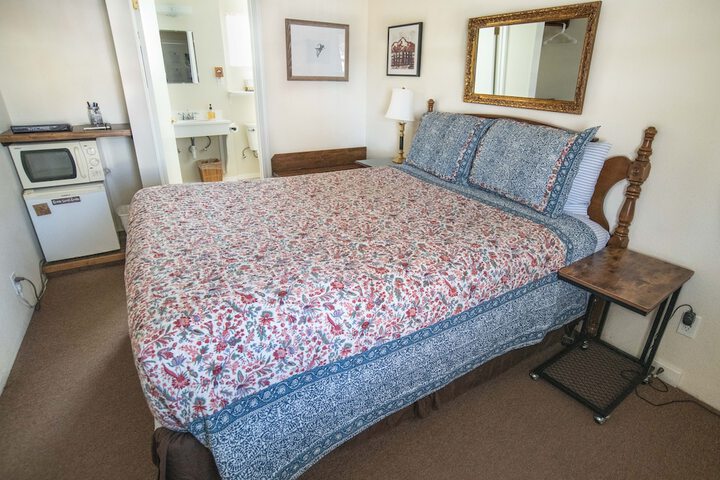 Room 12 of 52