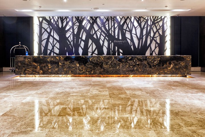 Guest Lobby