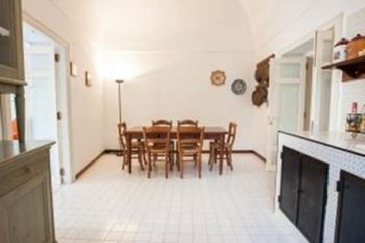 Room 15 of 26