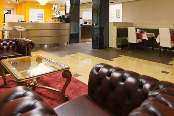 Hotel Lobby