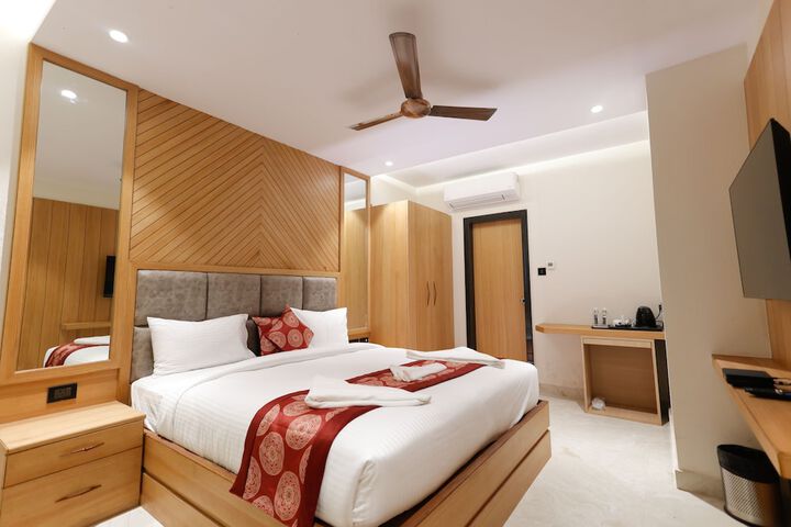 Room 4 of 29