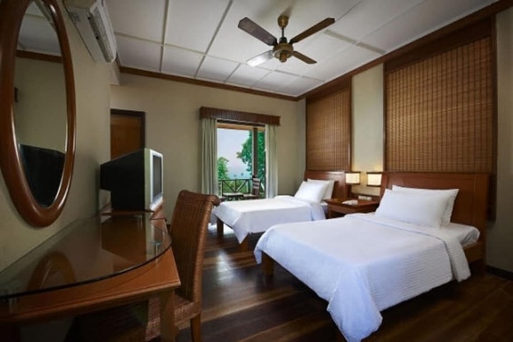 Room 21 of 46