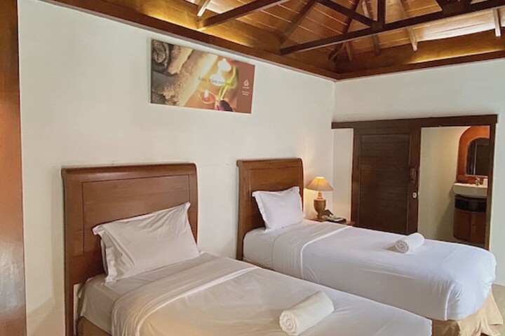 Room 26 of 107