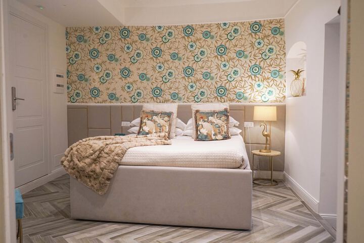 Room 46 of 74