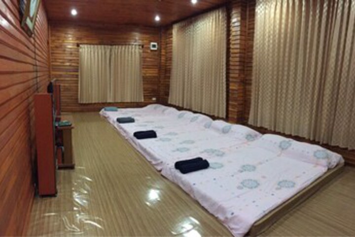 Room 21 of 37