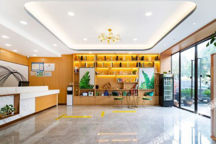 Hotel Interior 16 of 32
