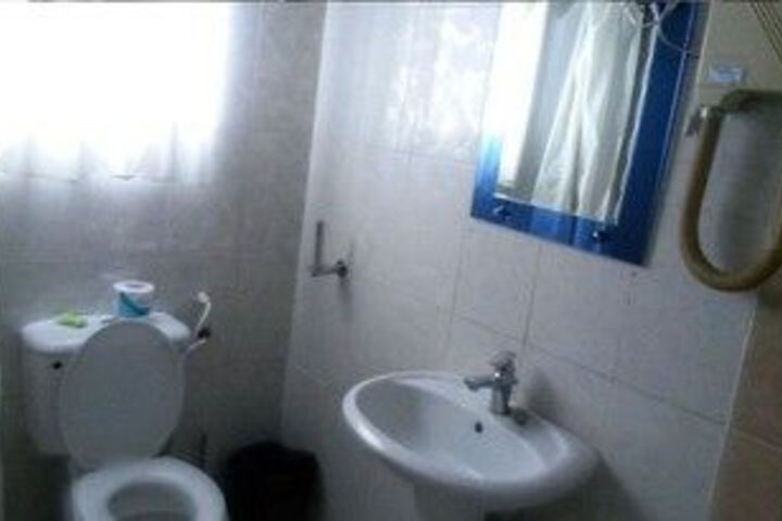 Room 4 of 45