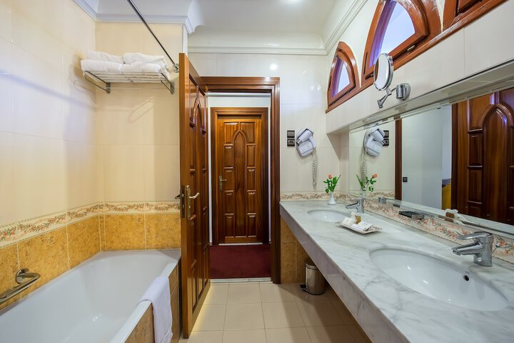 Bathroom Interior Photo