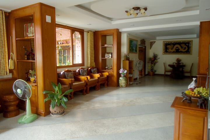 Hotel Interior 6 of 49