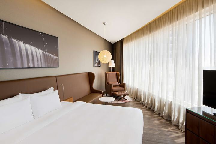 Room 38 of 260
