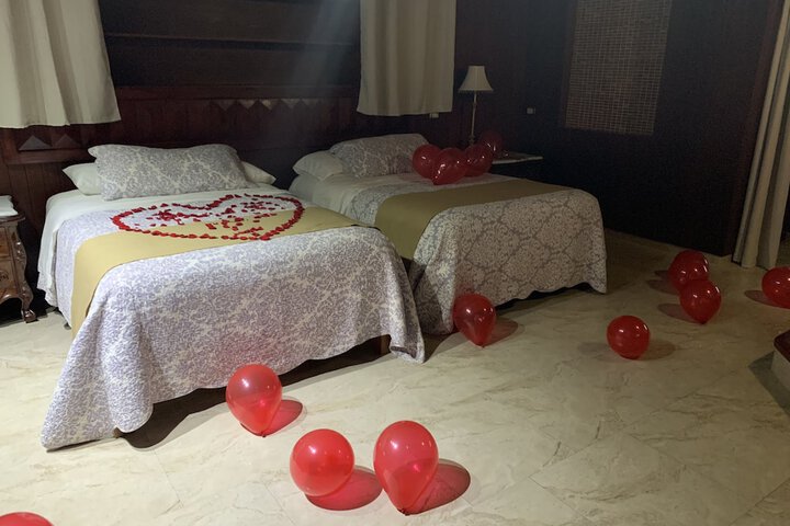 Room 72 of 230