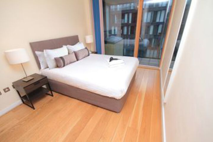 Room 17 of 22