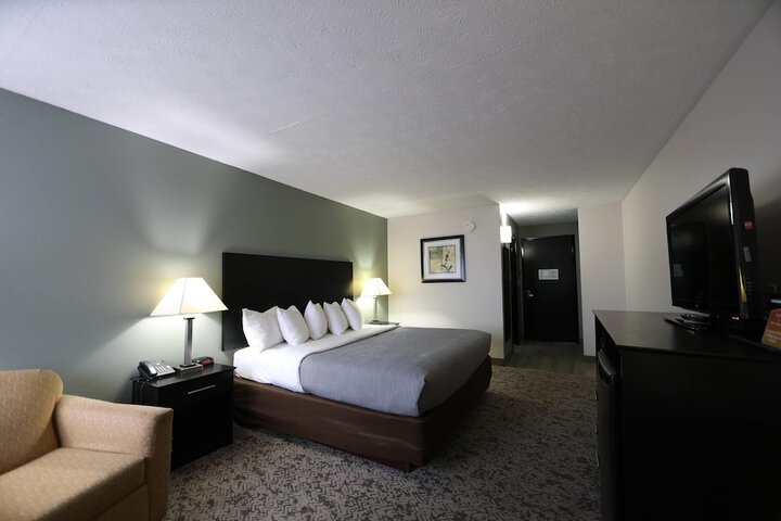 Room 14 of 30