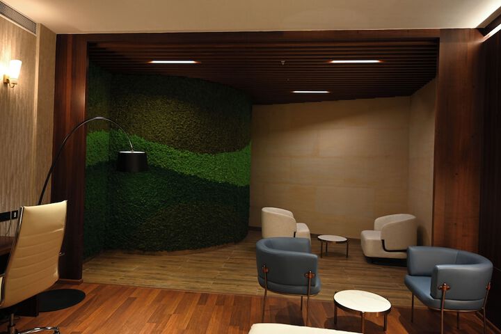 Room 10 of 44