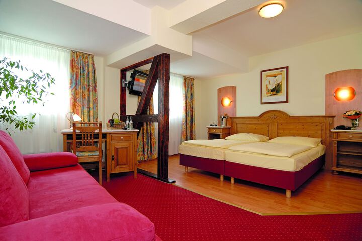 Room 21 of 49