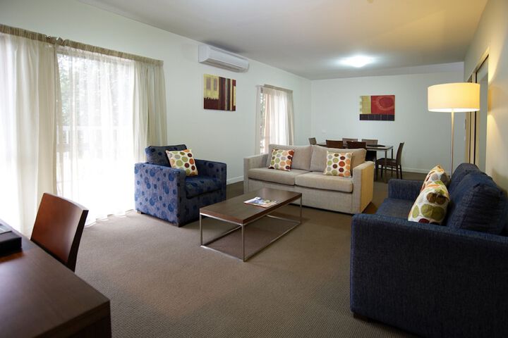 Room 16 of 30