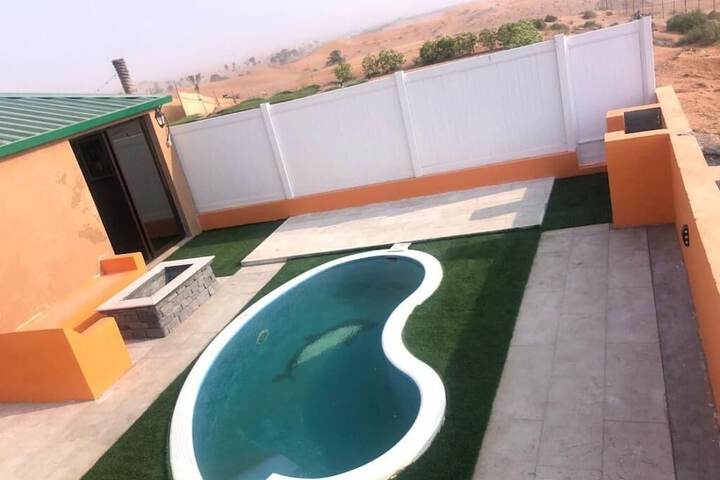 Pool 58 of 85