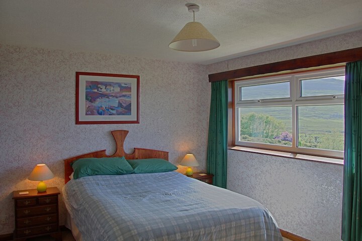 Room 3 of 12