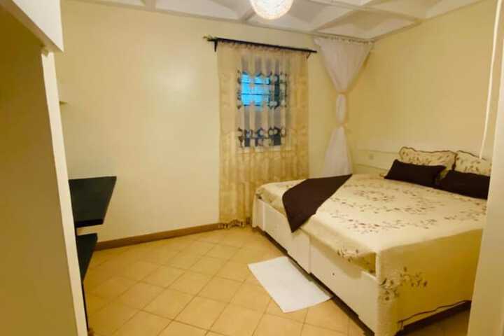 Room 12 of 24