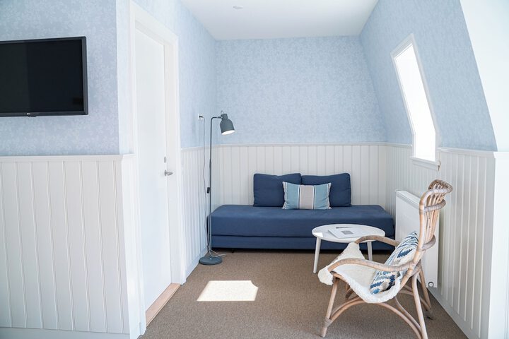 Room 45 of 127