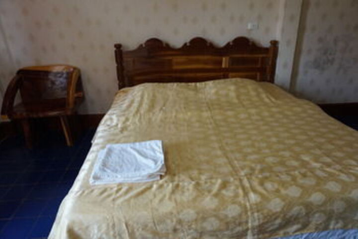 Room 20 of 37