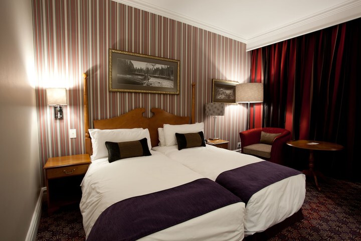 Room 3 of 46