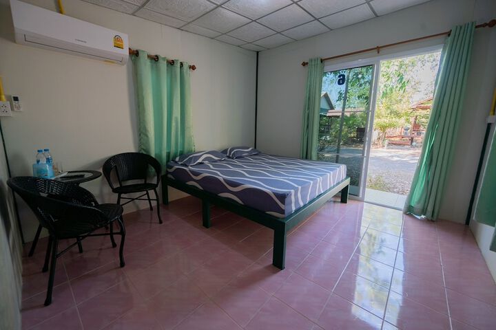 Room 10 of 17