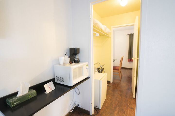 Room amenity