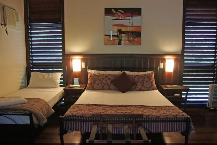Room 6 of 48