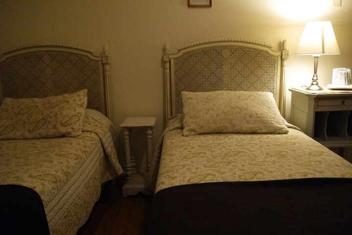 Room 8 of 44