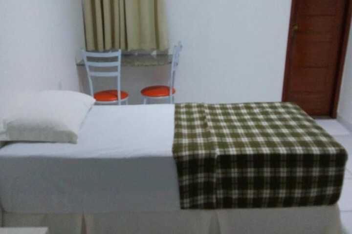 Room 2 of 34