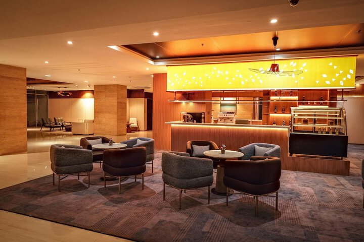 Lounge 55 of 60