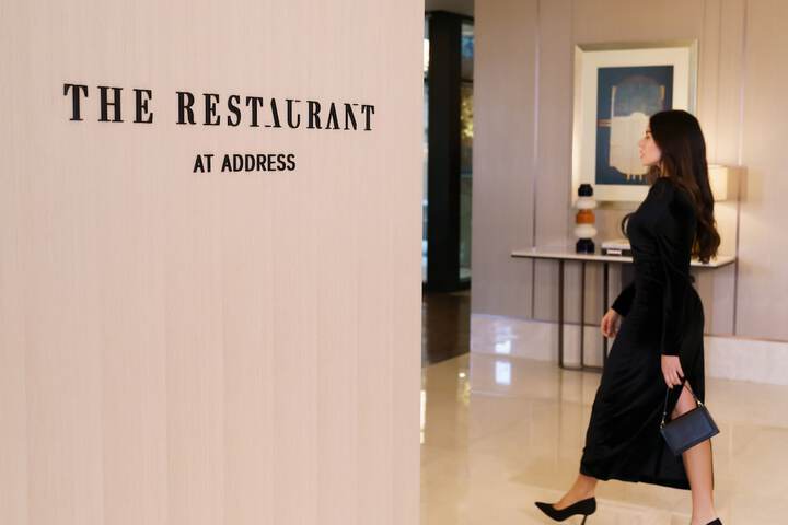 Dining 77 of 107