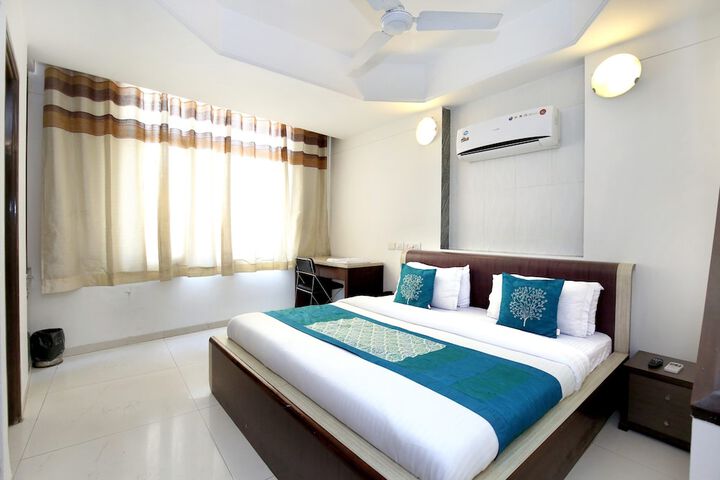 Room 16 of 25