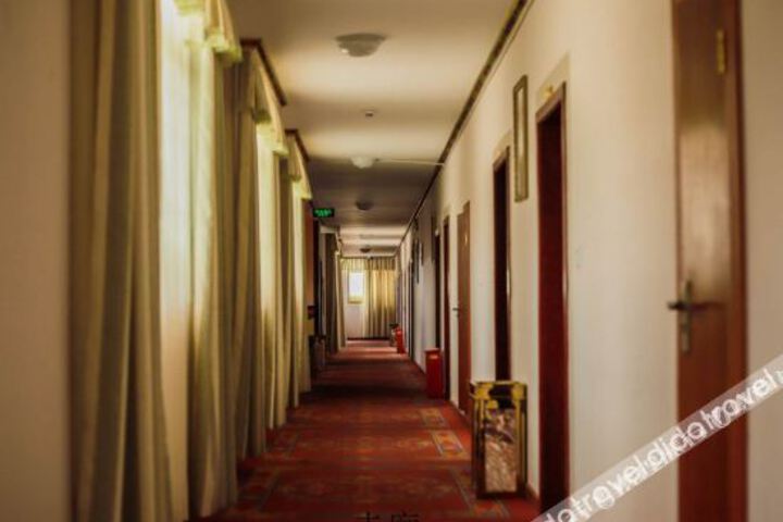 Hotel Interior 8 of 20