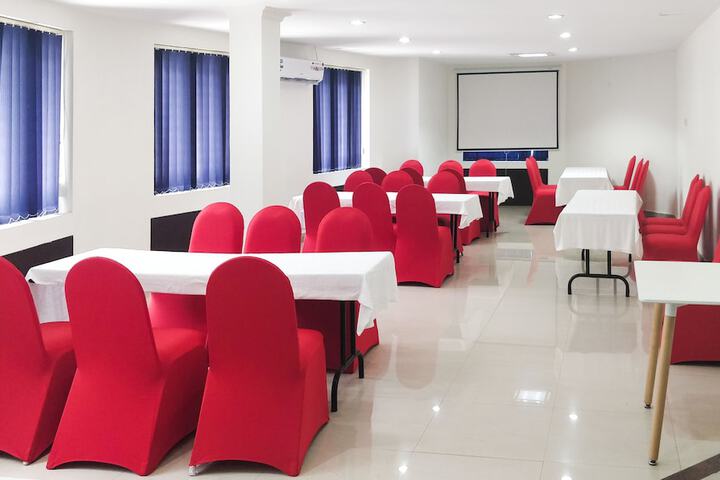 Ballroom/Hall 42 of 47