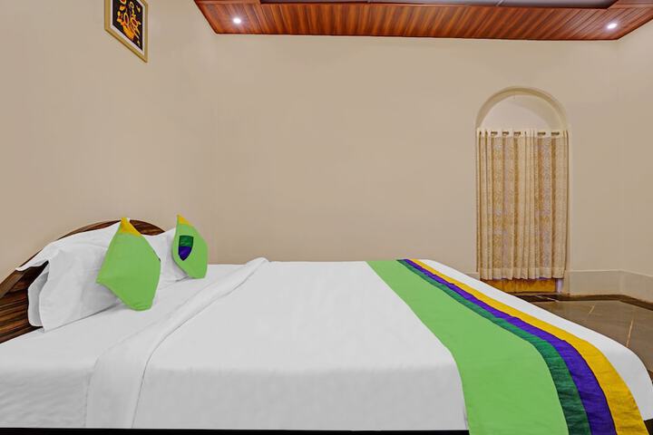 Room 14 of 52