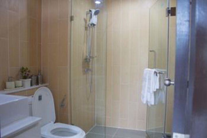 Room 2 of 21