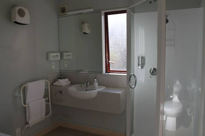 Room 37 of 51