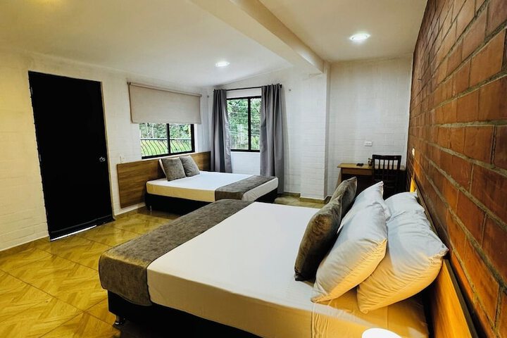 Room 49 of 94