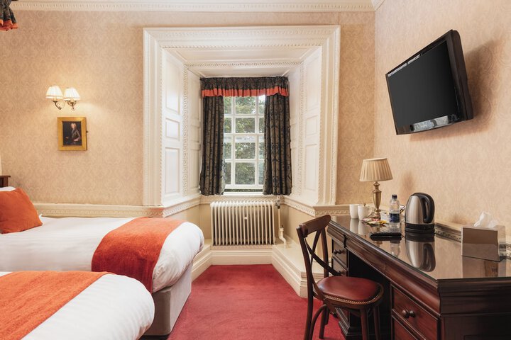 Room 42 of 84
