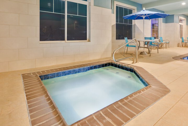 Pool 36 of 74